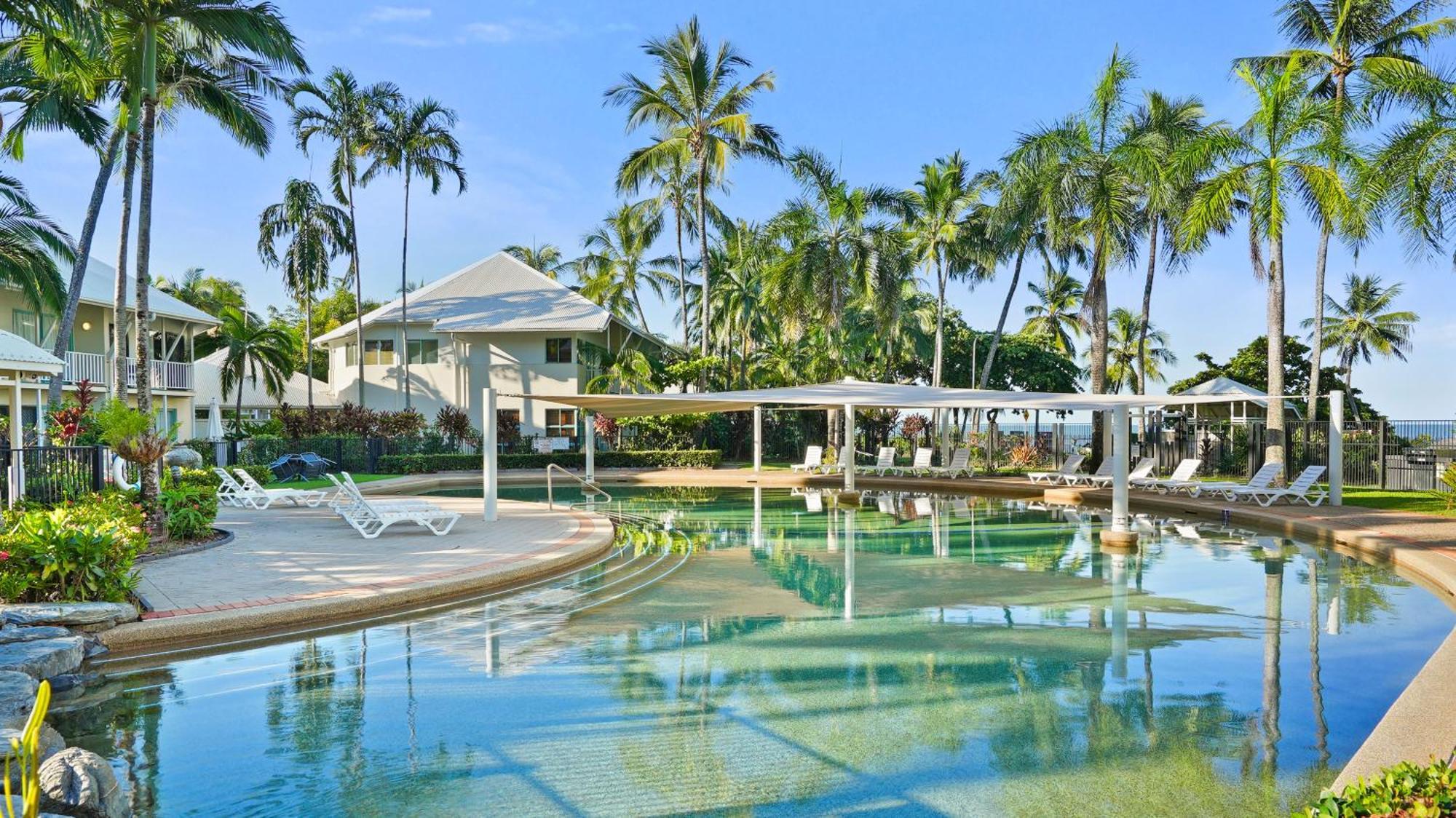 Coral Sands Beachfront Resort Trinity Beach Exterior foto
